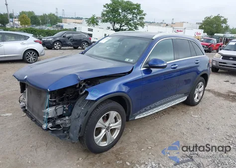 2018 Mercedes-Benz Glc 300 4Matic из США, поврежденный, VIN WDC0G4KB3JV060628